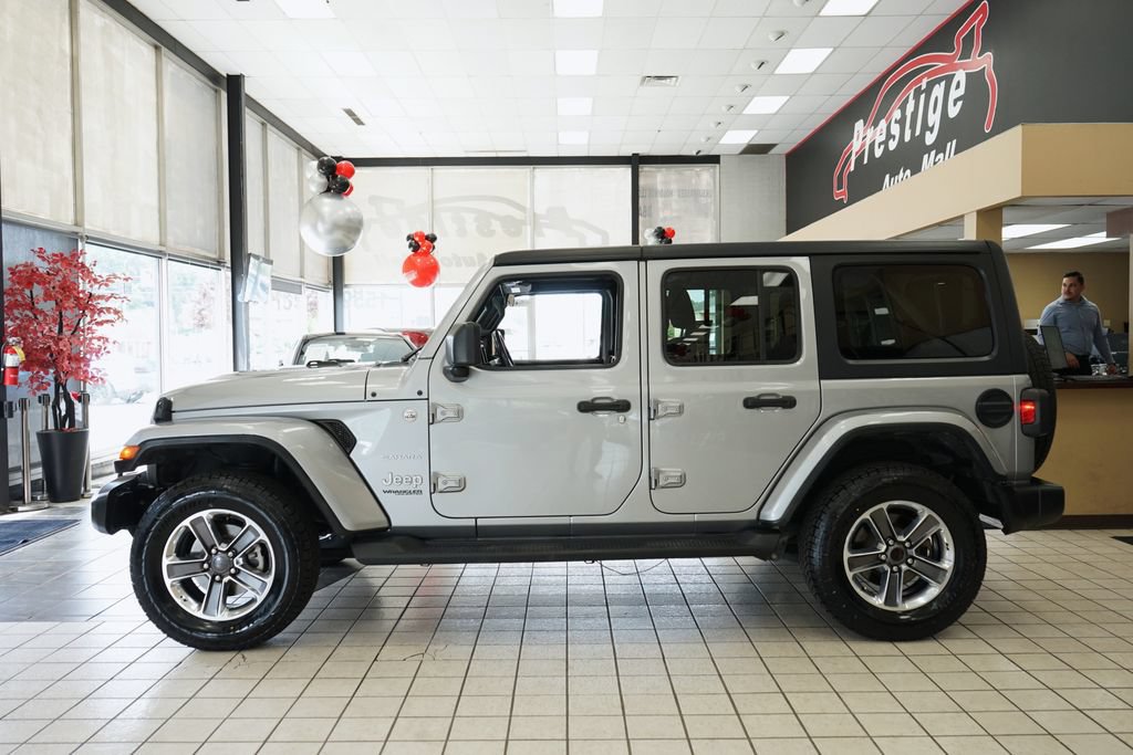 Used 2021 Jeep Wrangler Unlimited Sahara AWD/4WD image 3