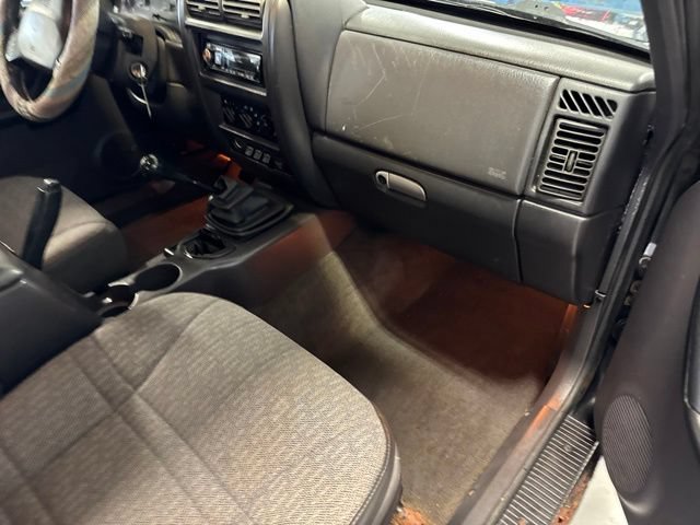 Used 1999 Jeep Cherokee Sport AWD/4WD image 15