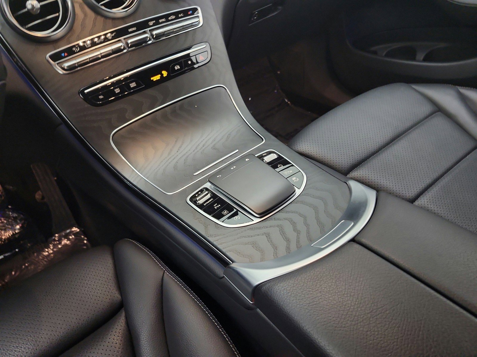 Certified 2022 Mercedes-Benz GLC 300 image 16