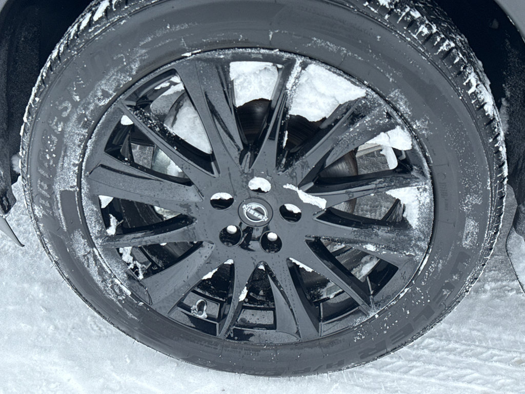 Certified 2024 Nissan Murano SV w/ SV Midnight Edition Package image 9