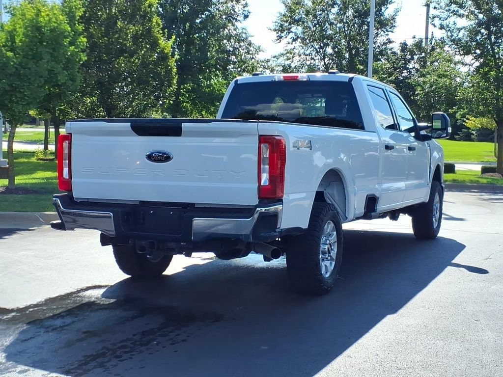 Used 2024 Ford F250 XLT AWD/4WD image 4
