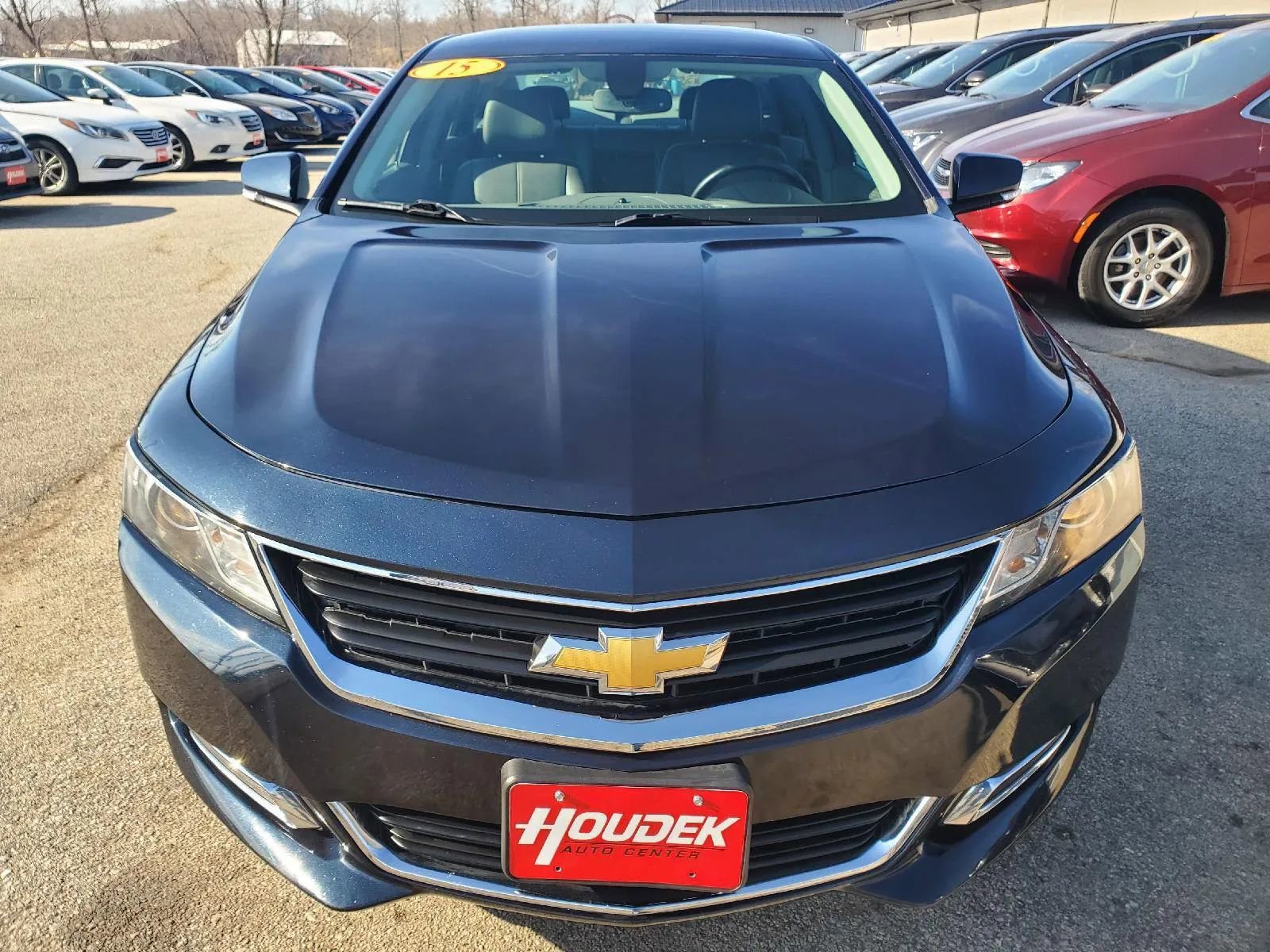 Used 2015 Chevrolet Impala LT w/ Convenience Package image 2