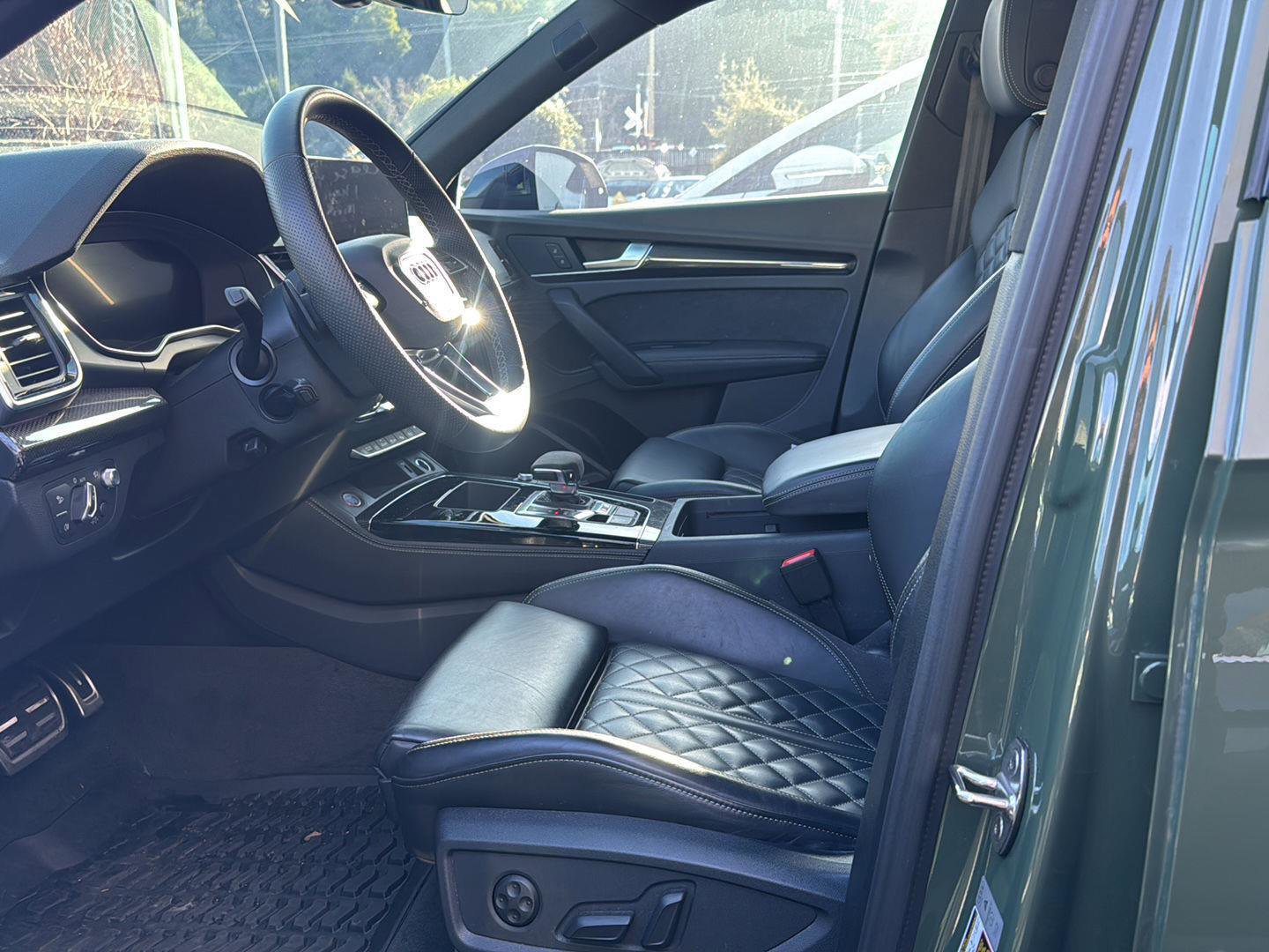 Used 2024 Audi SQ5 Prestige image 13