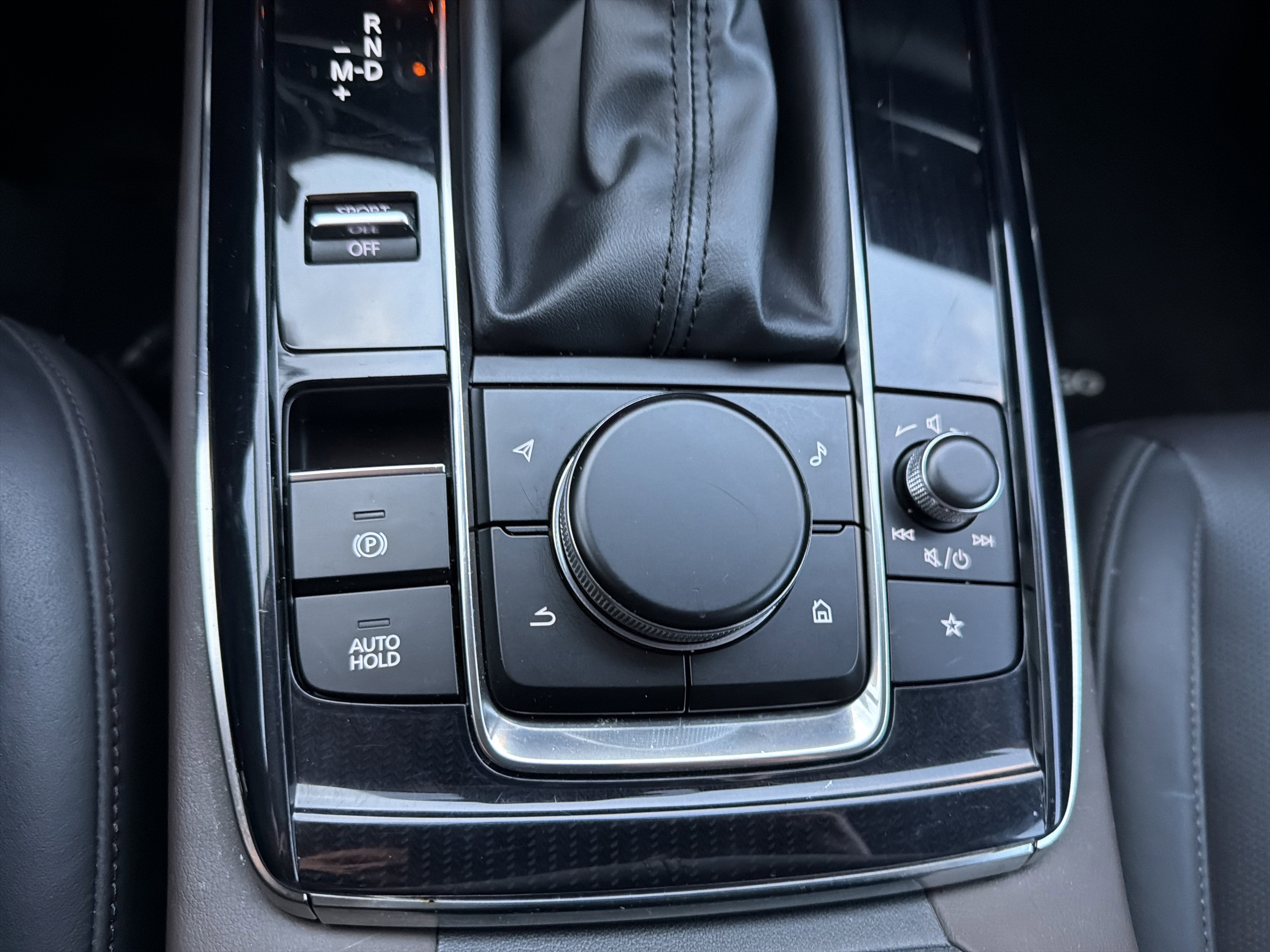 Certified 2023 MAZDA CX-30 AWD 2.5 S w/ Premium Package image 37