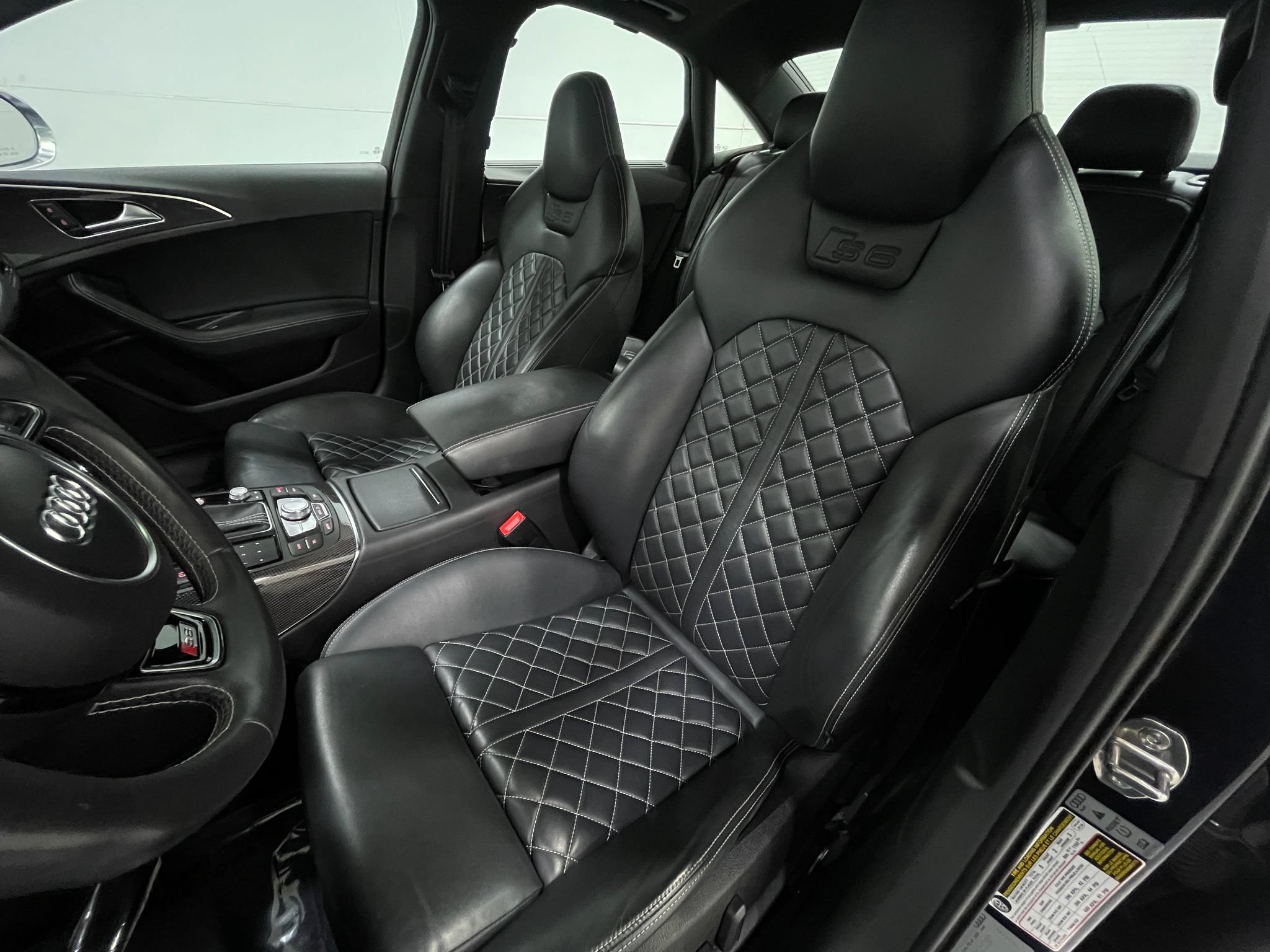 Used 2015 Audi S6 AWD/4WD image 13