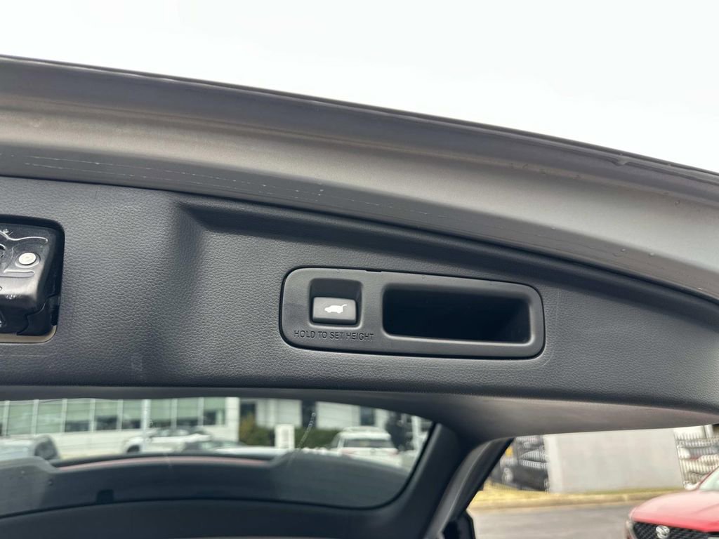 Used 2023 Honda CR-V EX-L image 30