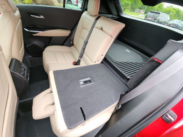 Used 2024 Cadillac XT4 Luxury image 23