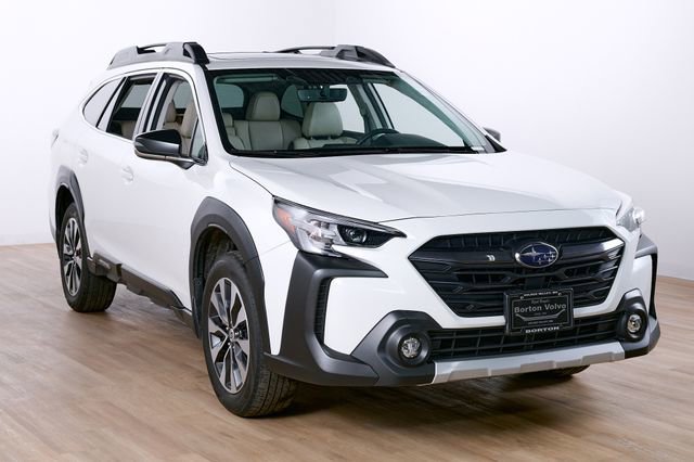 Used 2023 Subaru Outback Limited image 3