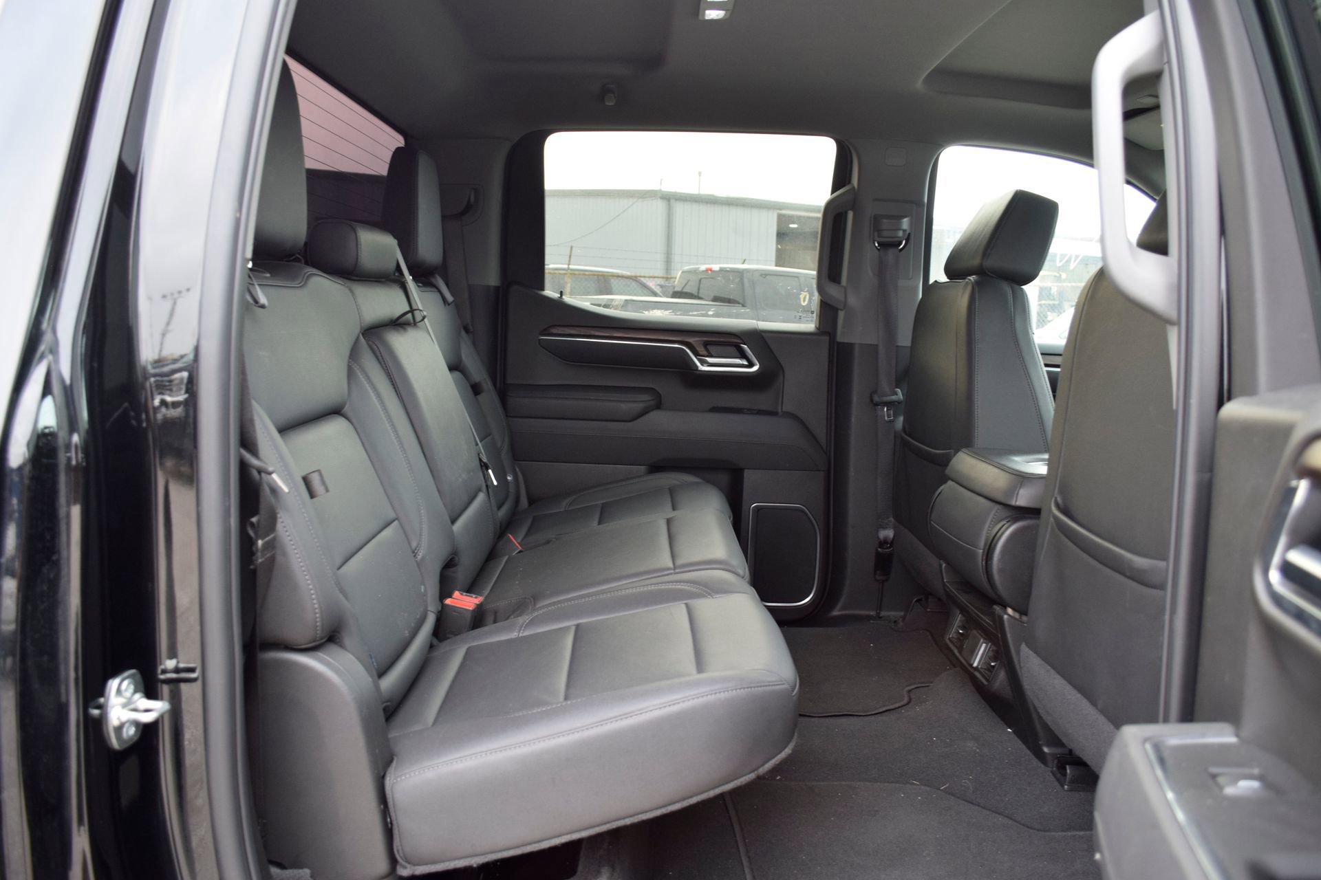 Used 2025 GMC Sierra 1500 SLT image 22