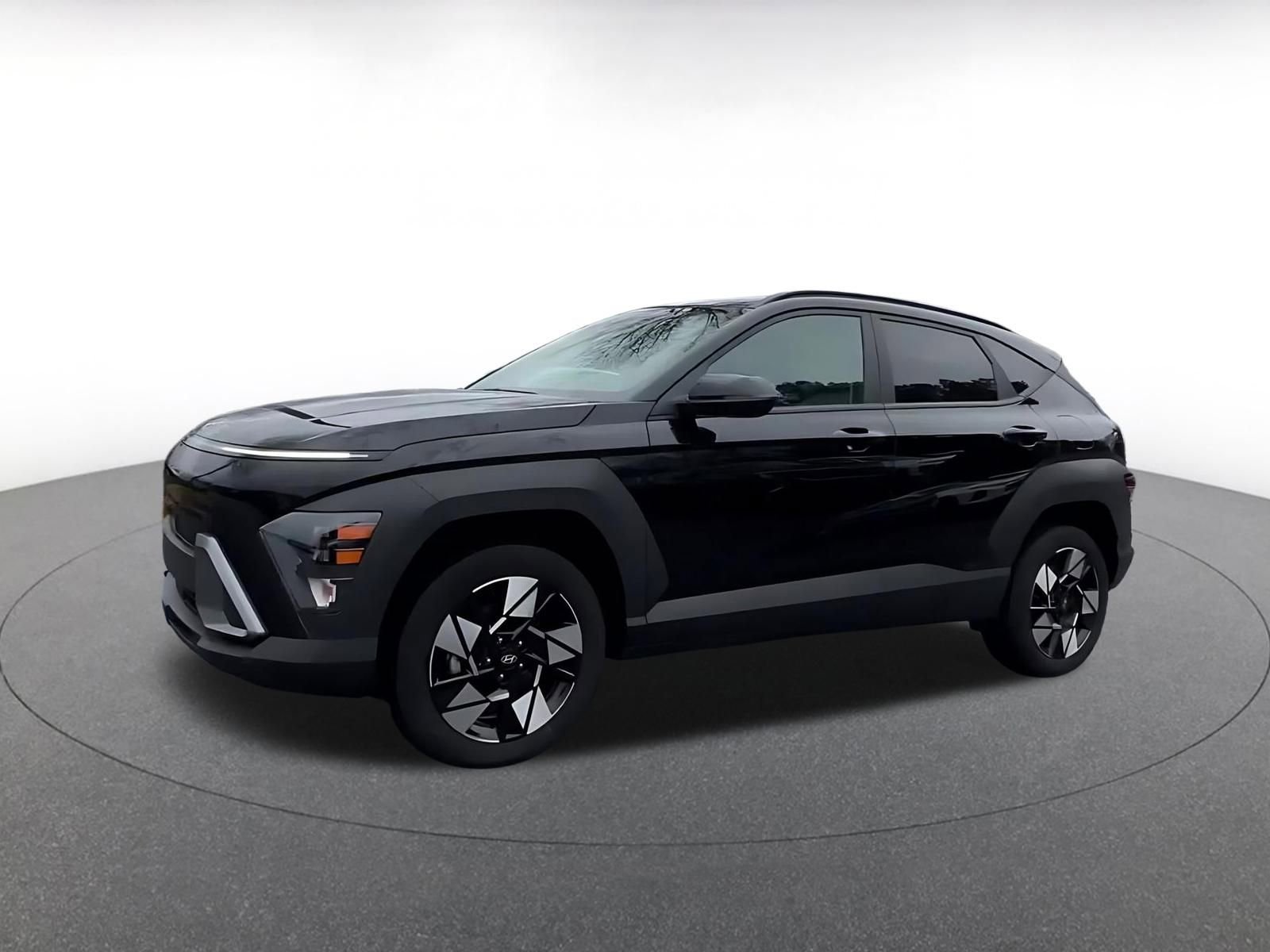 Used 2025 Hyundai Kona SEL image 8