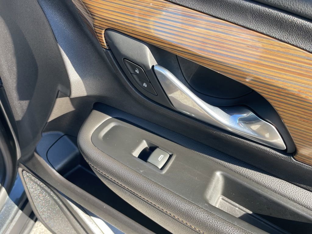 Used 2019 GMC Terrain SLE image 30