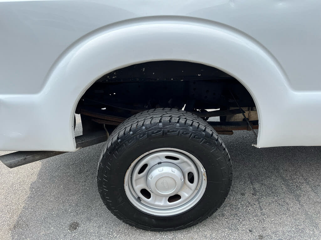 Used 2012 Ford F350 XL w/ Snow Plow Prep Pkg AWD/4WD image 35