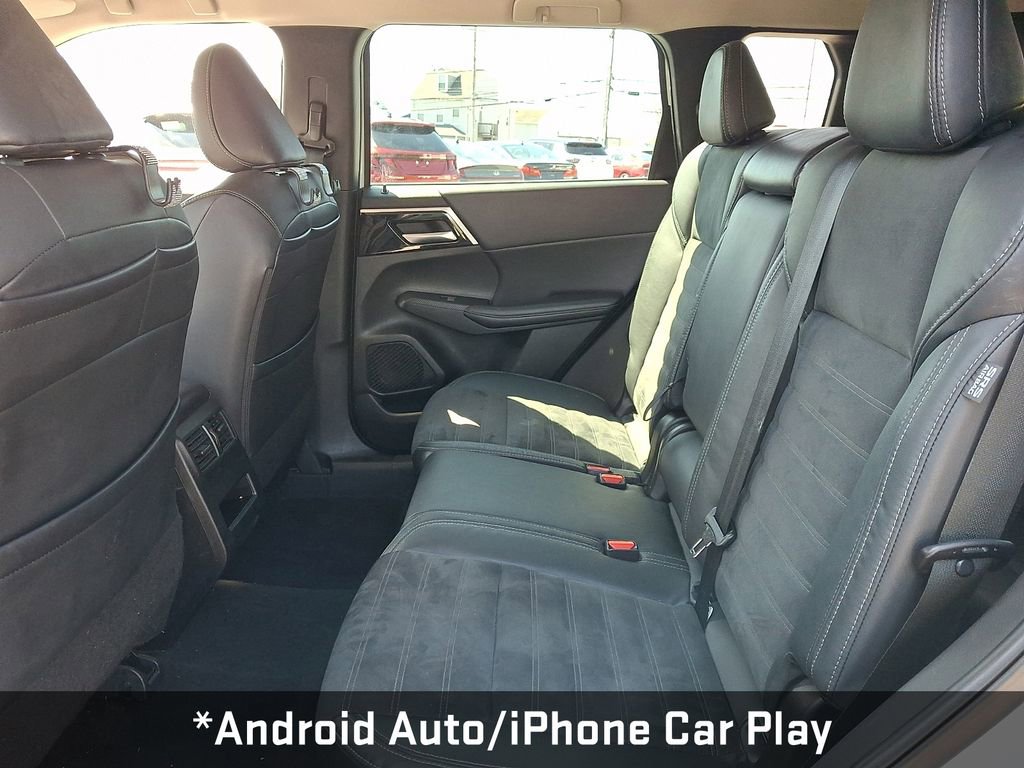 Used 2022 Mitsubishi Outlander SE image 10