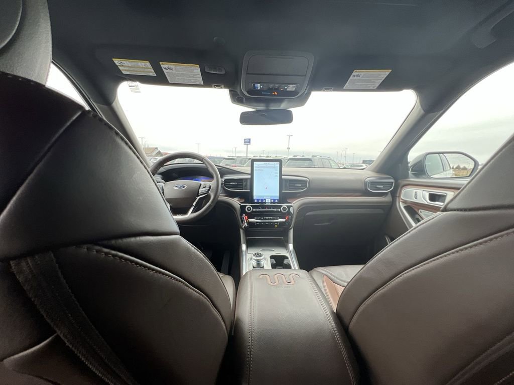 Used 2023 Ford Explorer King Ranch w/ Technology Package image 21