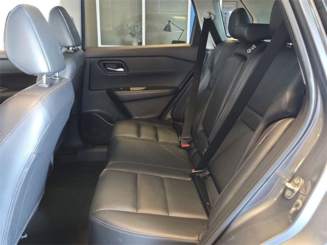 Used 2023 Nissan Rogue SL image 22