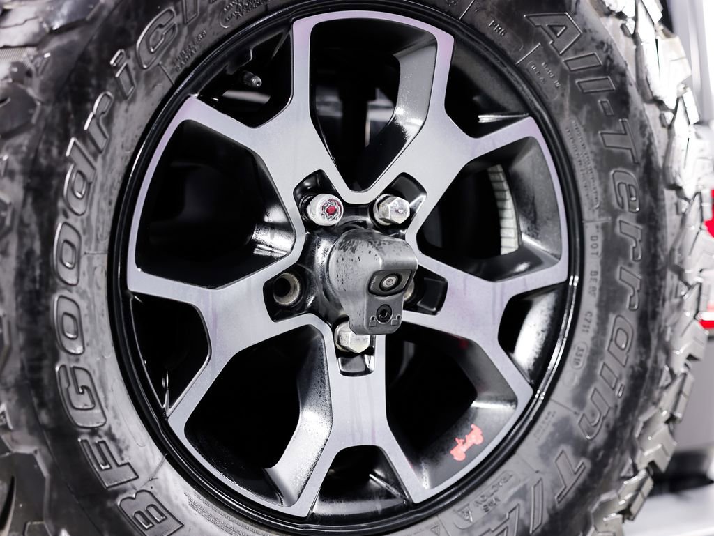 Used 2018 Jeep Wrangler Unlimited Rubicon image 12