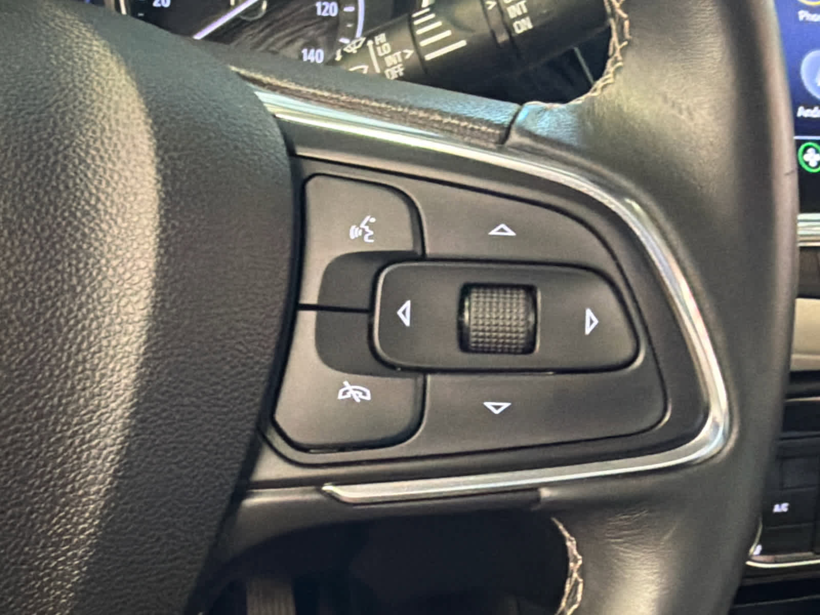 Certified 2023 Buick Encore GX Preferred w/ Cold Weather Comfort Package image 34