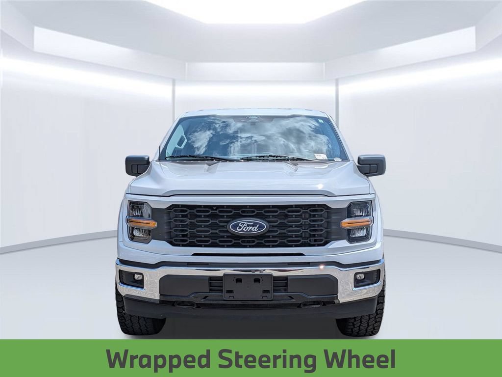 Used 2025 Ford F150 XLT w/ Equipment Group 301A Standard AWD/4WD image 11