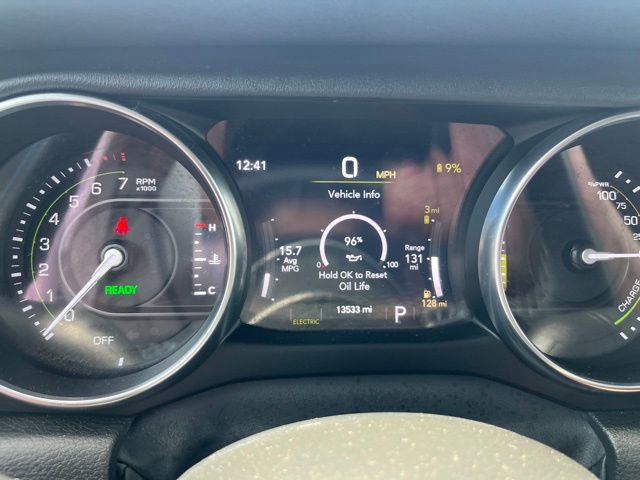 Used 2022 Jeep Wrangler Unlimited Sahara image 35