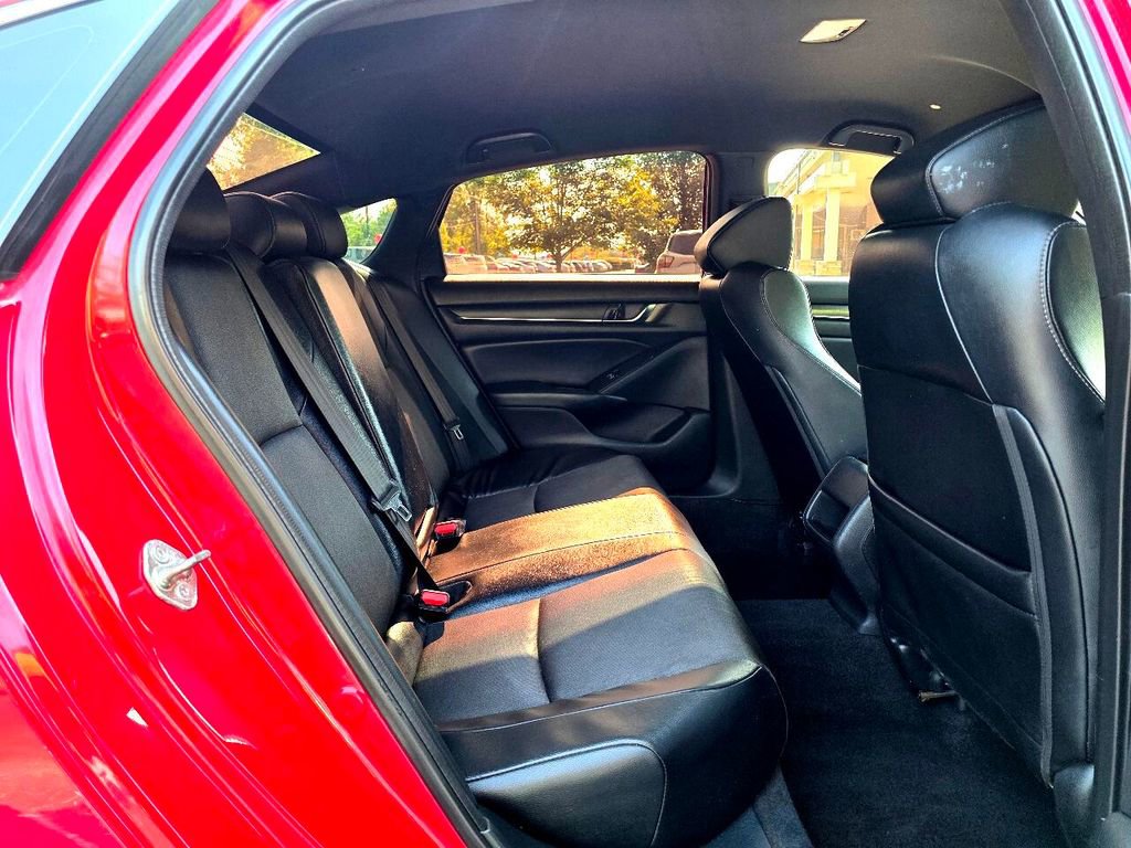 Used 2018 Honda Accord Sport image 39