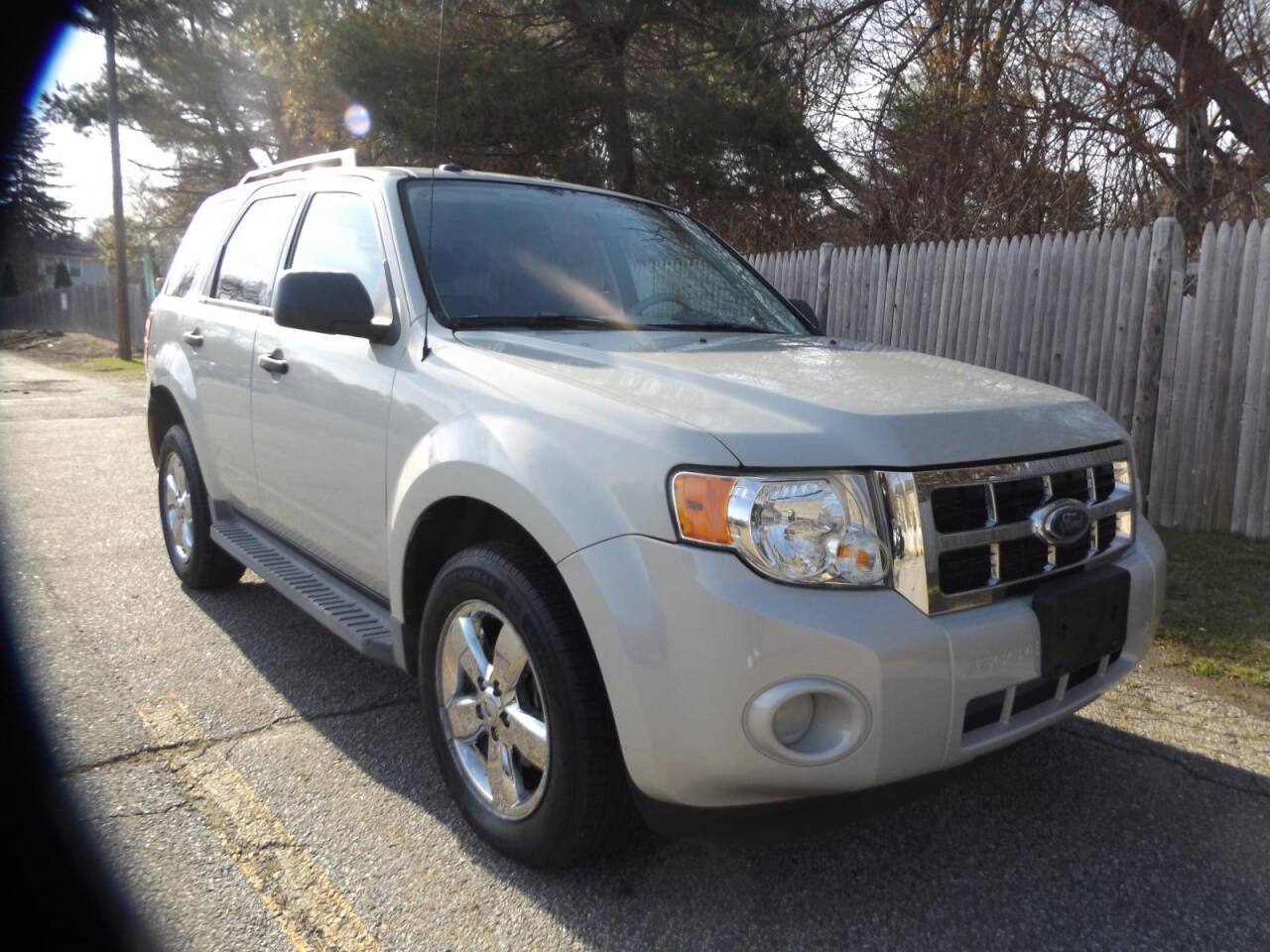 Used 2009 Ford Escape XLT image 9