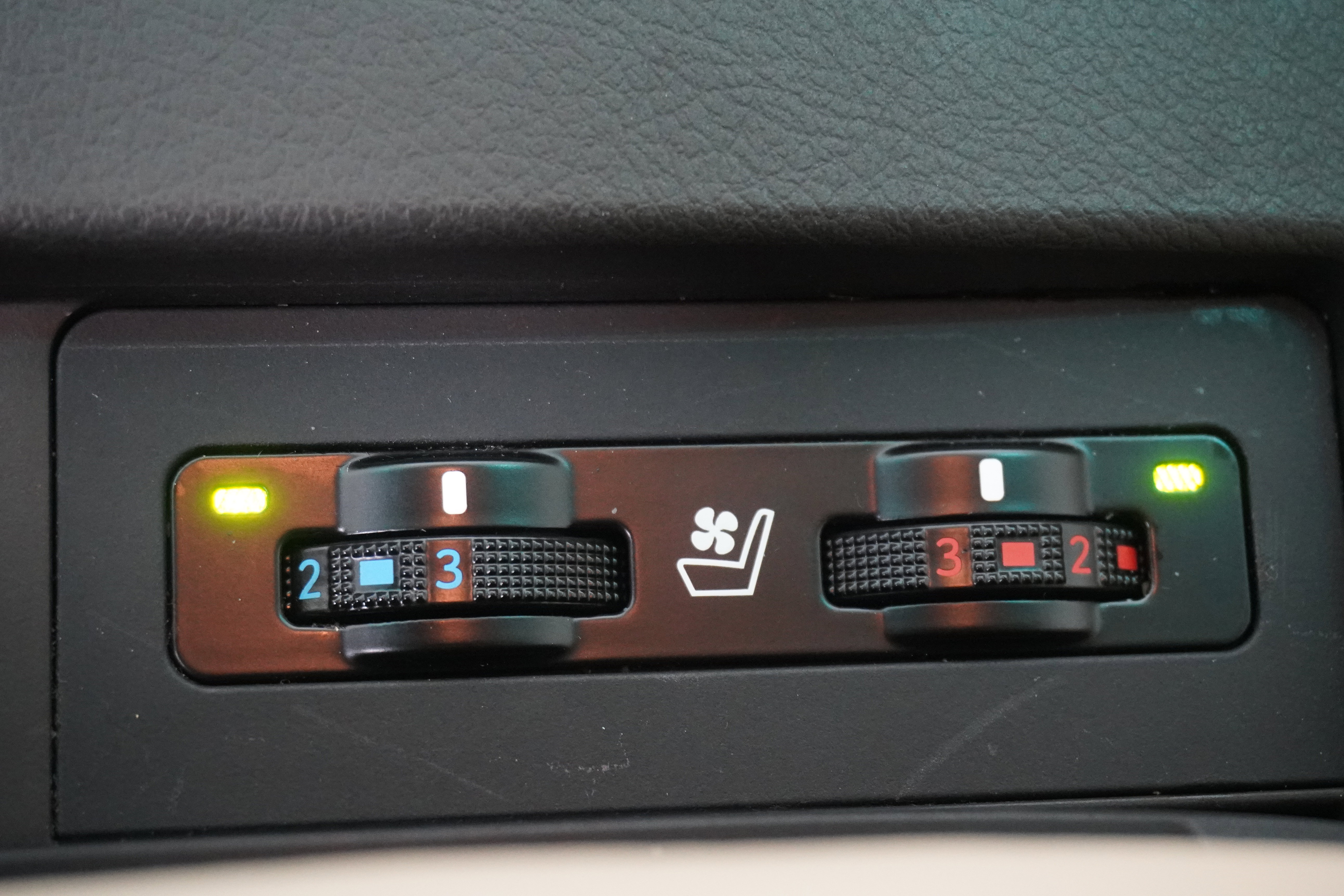 Used 2012 Lexus RX 350 FWD image 25