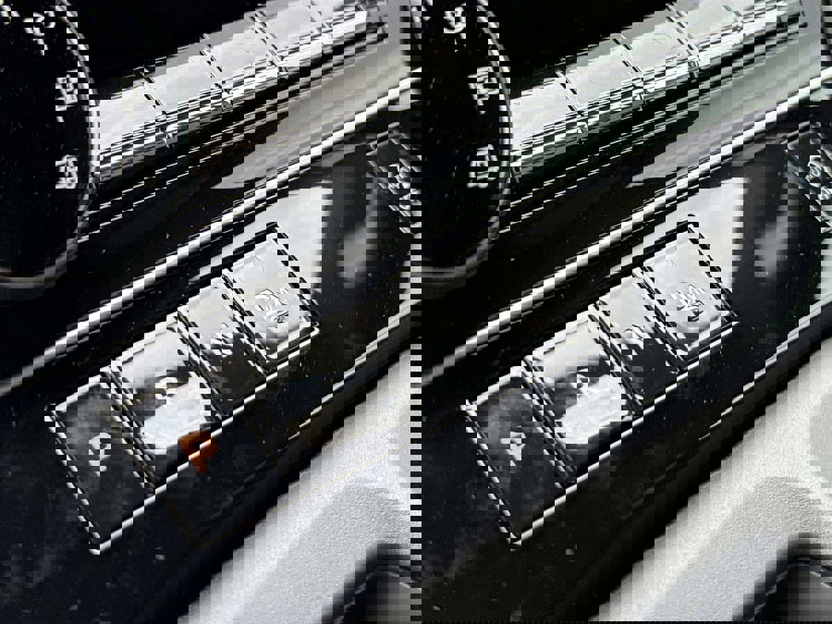 New 2026 Nissan Armada SL w/ Captain's Chari Seat Package image 27