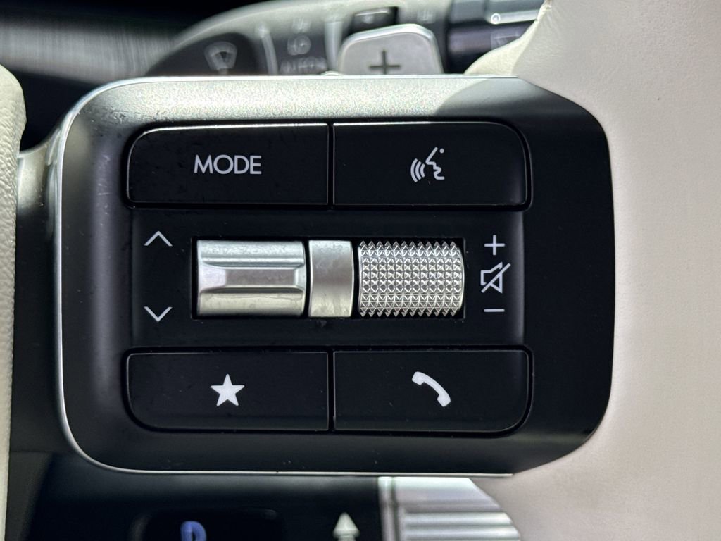 Used 2024 Hyundai Santa Fe Calligraphy AWD/4WD image 25