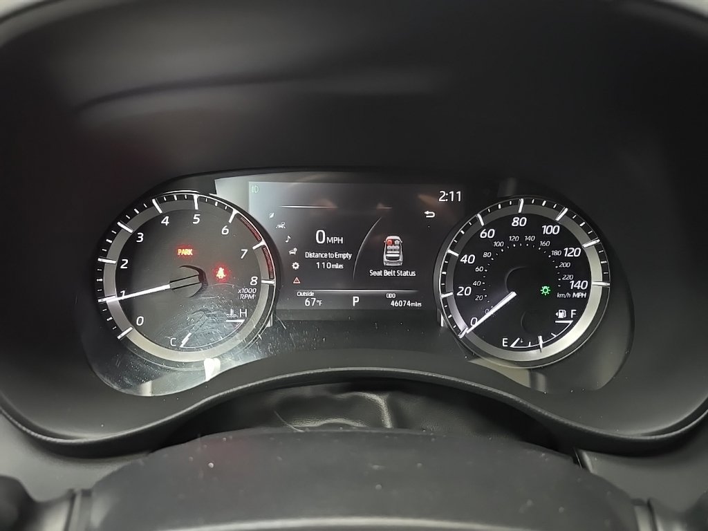 Used 2023 Toyota Highlander LE AWD/4WD image 21