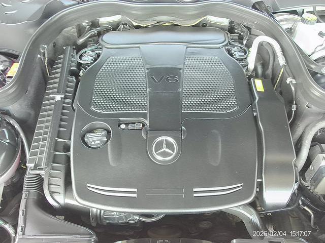 Used 2015 Mercedes-Benz E 350 4MATIC Sedan w/ Premium 1 Package image 9