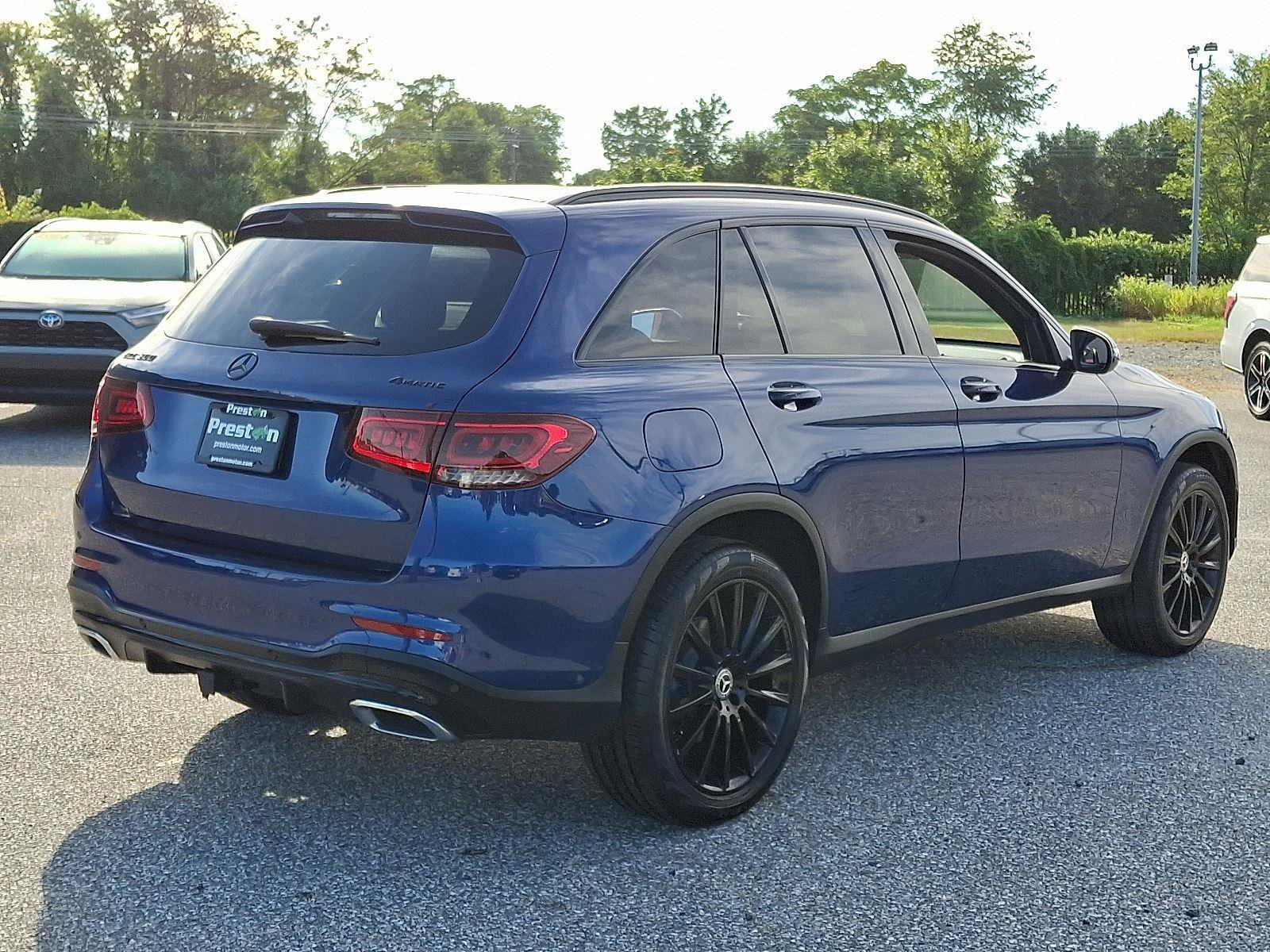 Used 2021 Mercedes-Benz GLC 300 4MATIC image 4