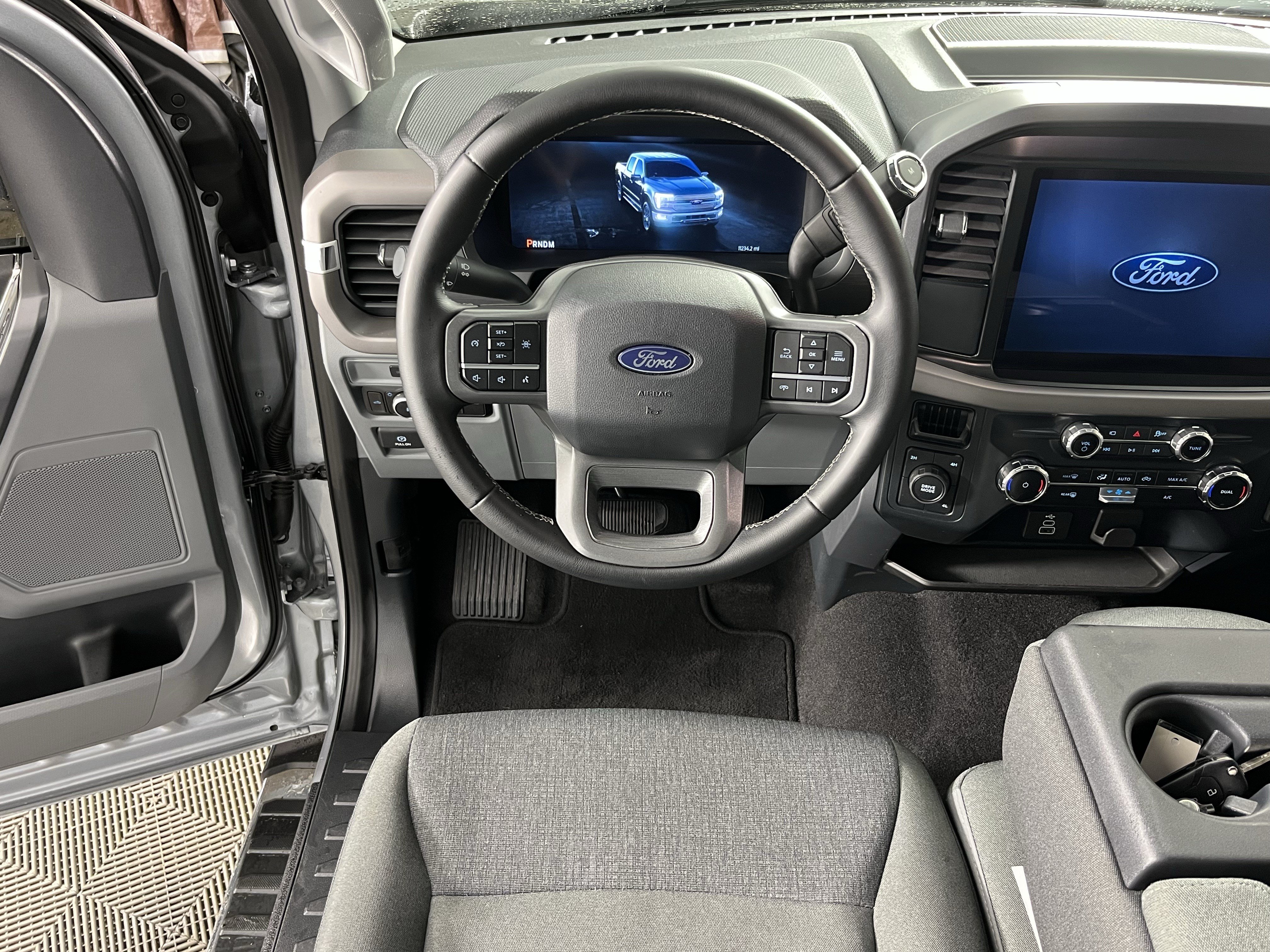 Used 2025 Ford F150 XLT w/ Equipment Group 301A Standard AWD/4WD image 13