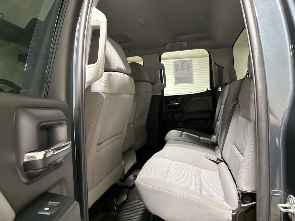 Used 2017 Chevrolet Silverado 2500 W/T AWD/4WD image 22