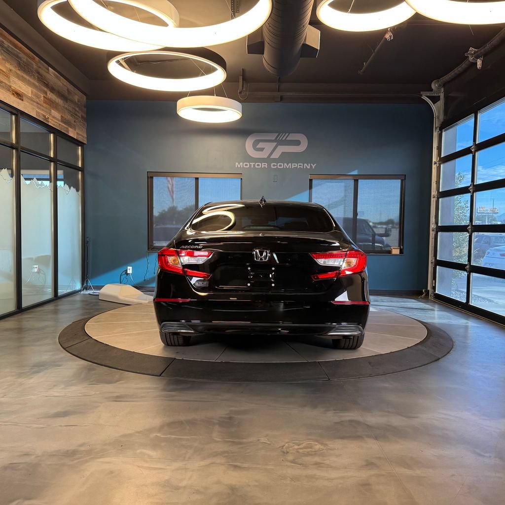 Used 2018 Honda Accord LX image 4