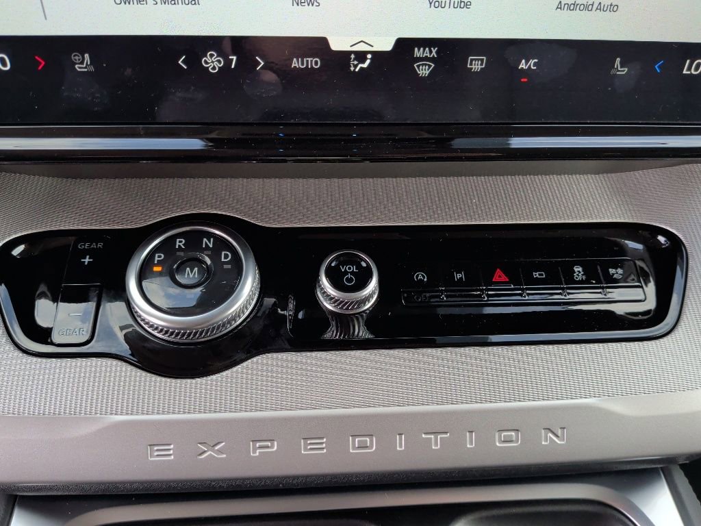 New 2026 Ford Expedition Max Active RWD image 28