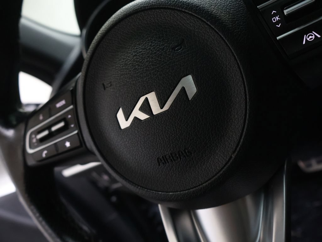 Used 2022 Kia Stinger GT1 RWD image 21