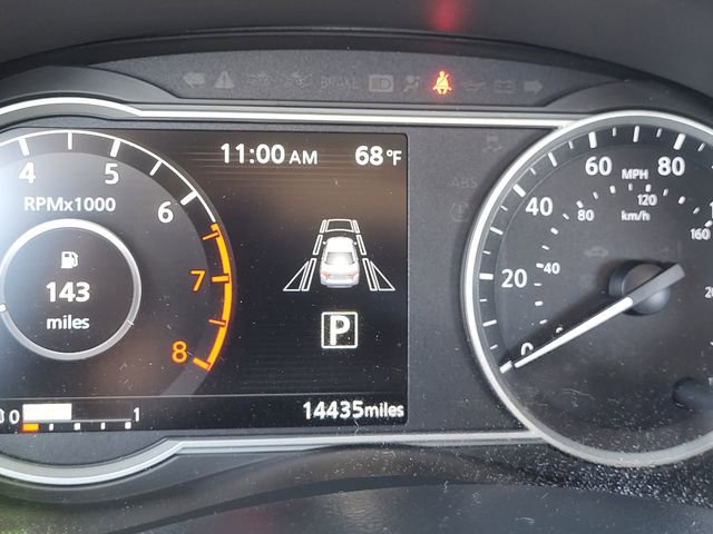 Certified 2023 Nissan Versa SR w/ Trunk Package image 10