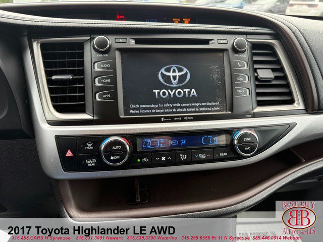 Used 2017 Toyota Highlander Plus AWD/4WD image 14