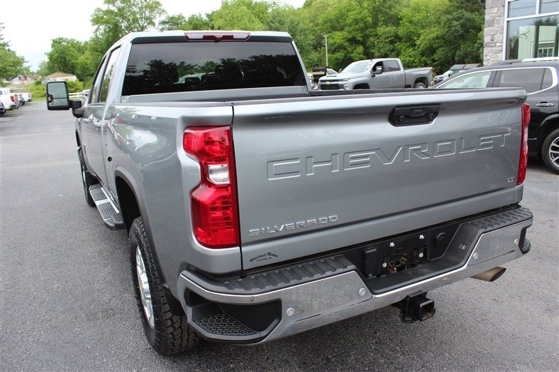 Used 2024 Chevrolet Silverado 2500 LT w/ All Star Edition AWD/4WD image 7