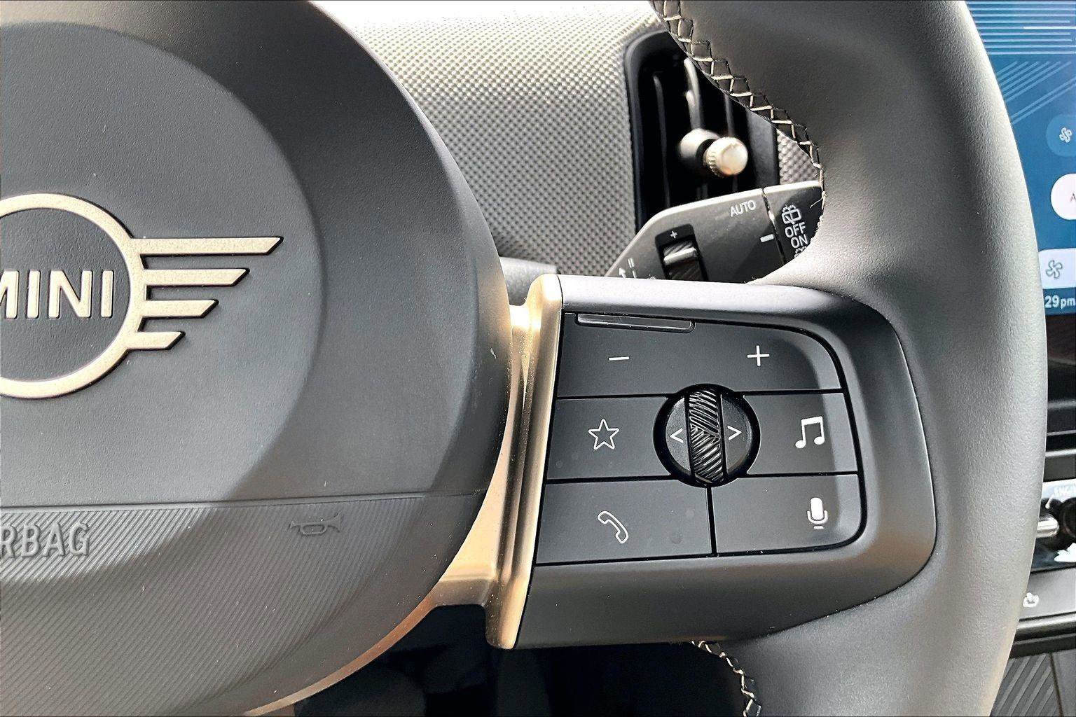 Used 2025 MINI Cooper S FWD image 12