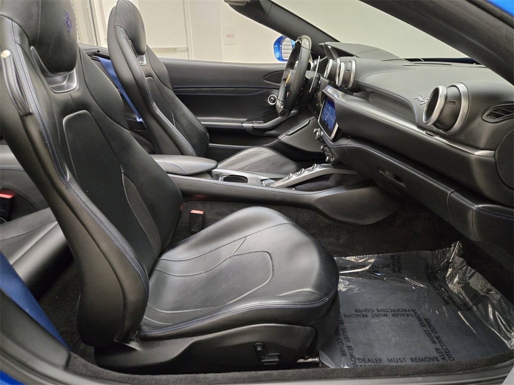 Used 2019 Ferrari Portofino image 24