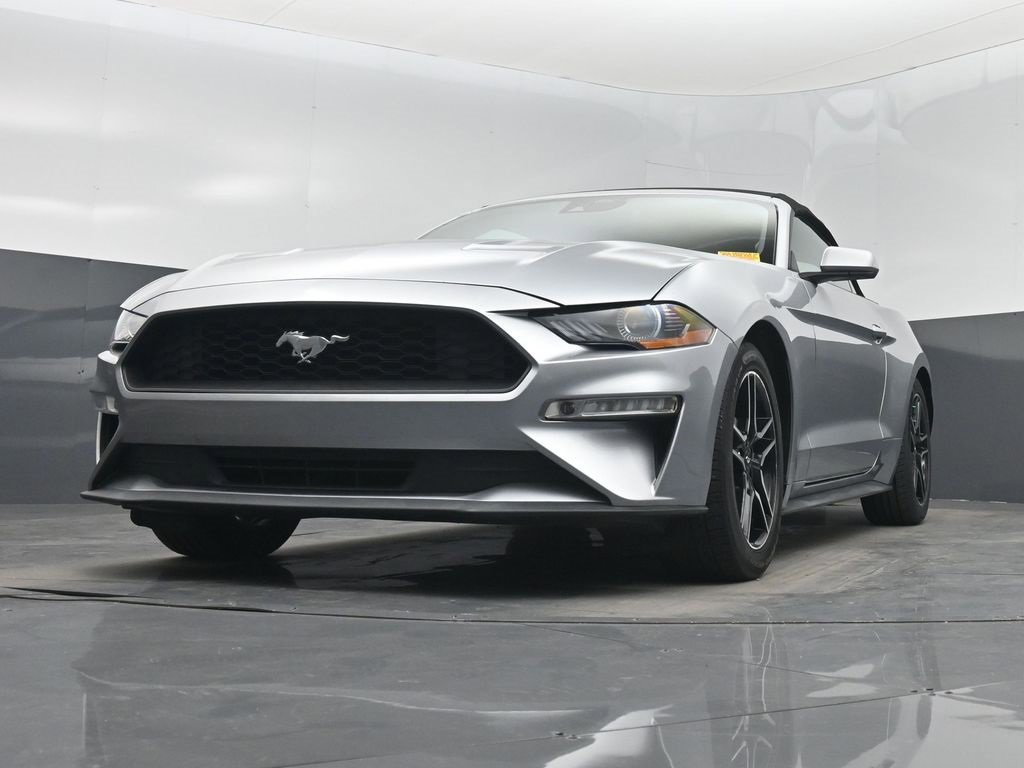 Used 2021 Ford Mustang Premium image 18