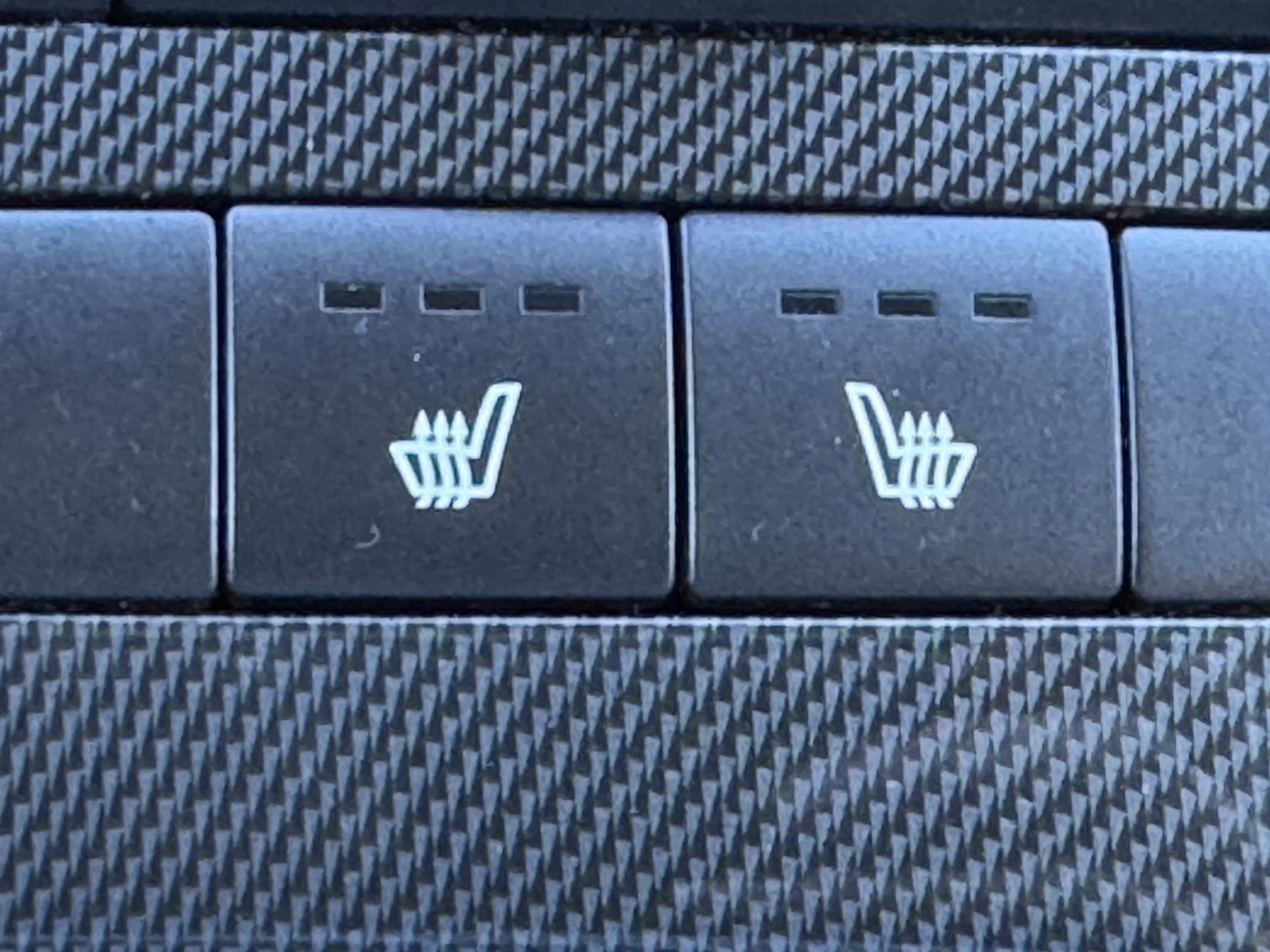 Used 2022 Hyundai Santa Fe SEL w/ Convenience + Premium Package image 21