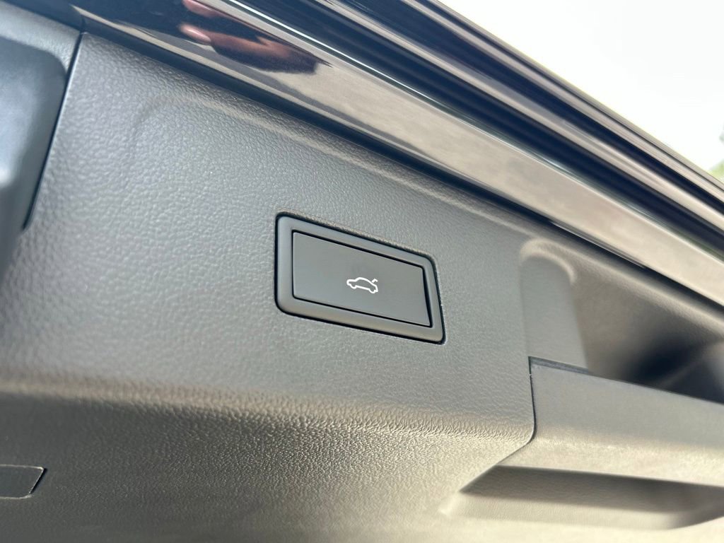New 2026 Volkswagen Atlas SE FWD image 41