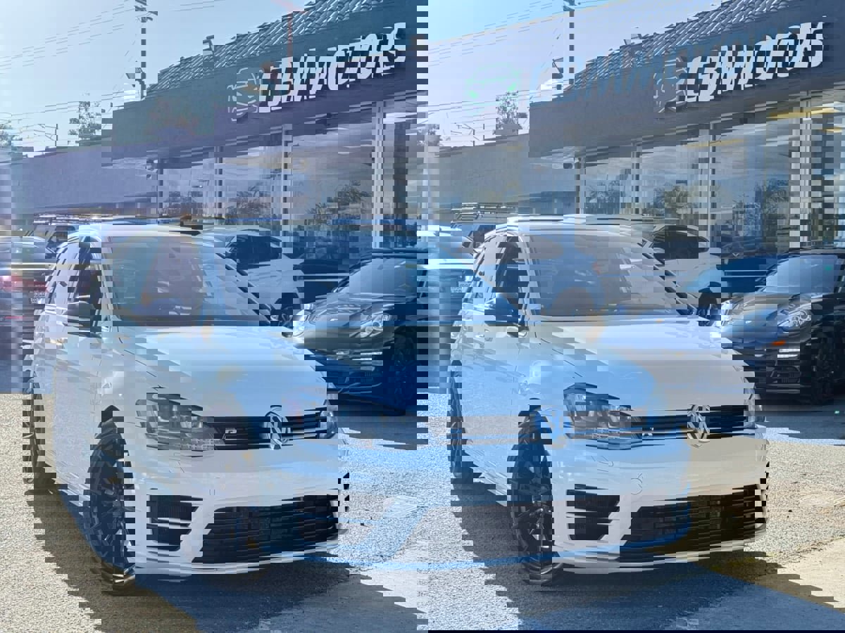 Used 2016 Volkswagen Golf R 4-Door image 2