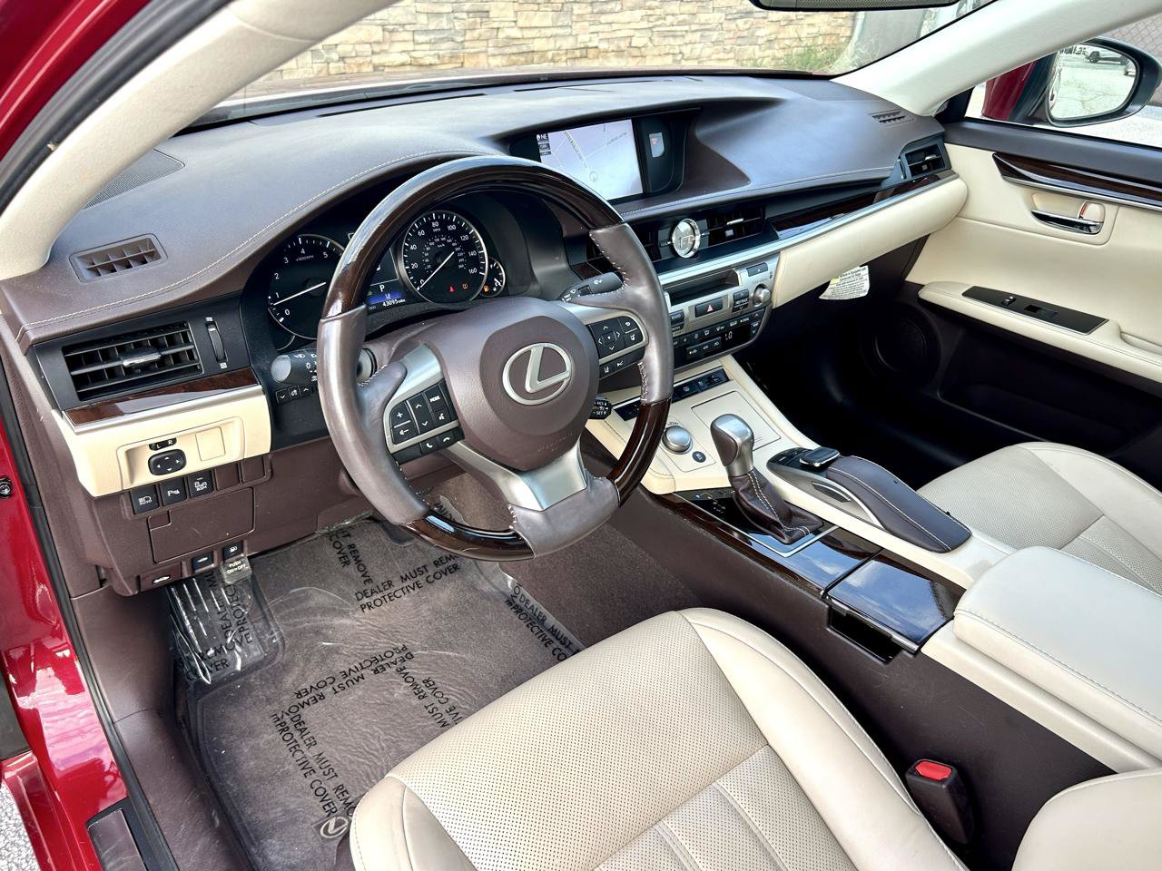 Used 2017 Lexus ES 350 w/ Luxury Package FWD image 8