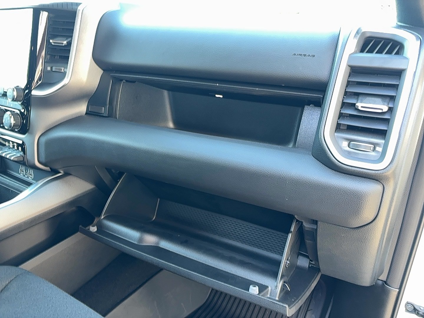 New 2025 RAM 1500 Big Horn w/ Night Edition AWD/4WD image 9