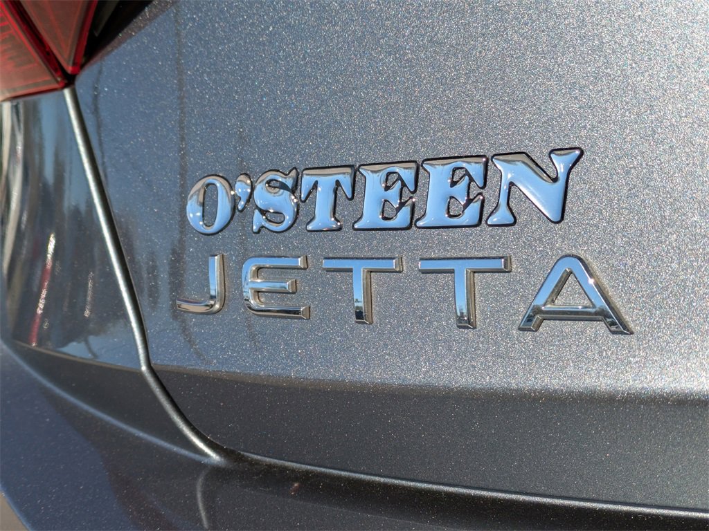 Used 2023 Volkswagen Jetta SE image 15