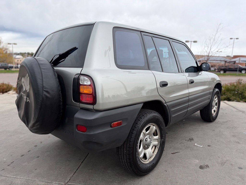 Used 1999 Toyota RAV4 4WD 4-Door image 8