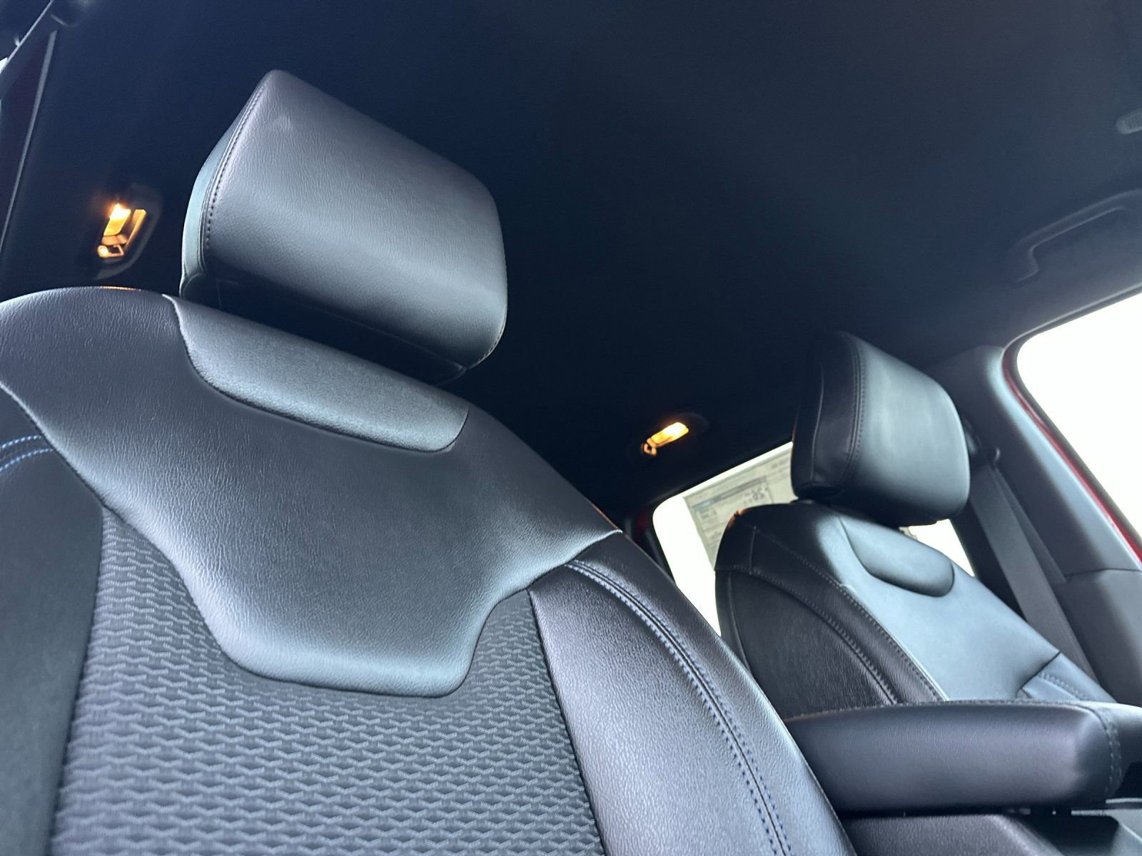 New 2026 Jeep Compass Latitude AWD/4WD image 16